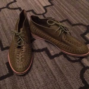 DOLCE VITA LEATHER OLIVE GREEN SHOES